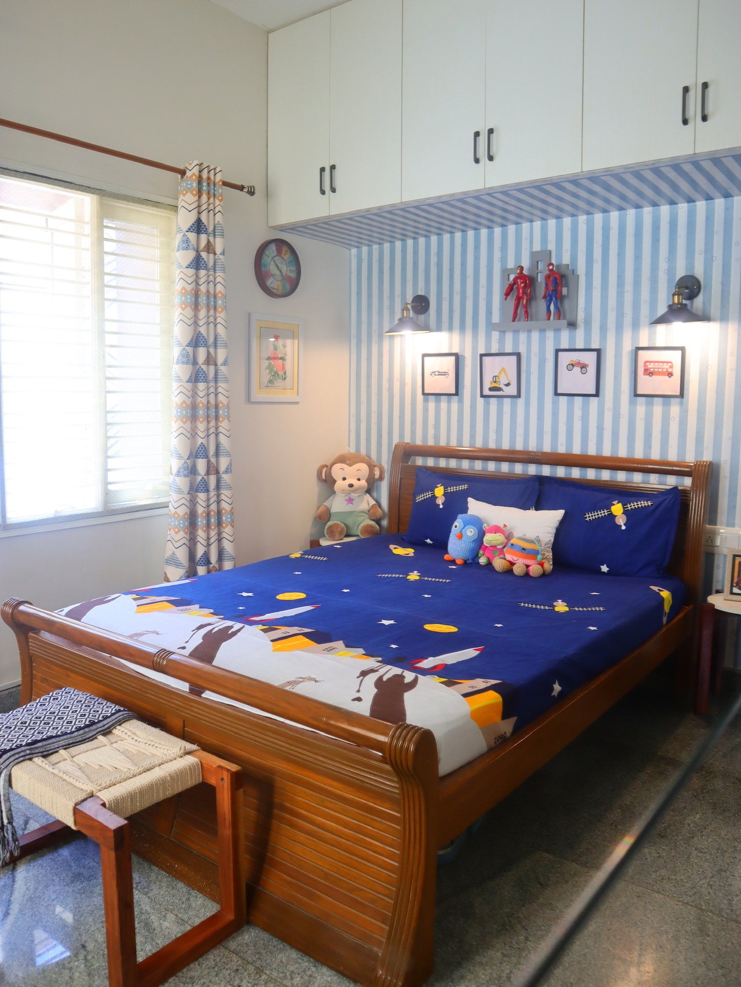 Kid's Special King Size Cotton Bed Sheet Set with 2 Pillow Covers by Arrabi® (250 x 220 cm)