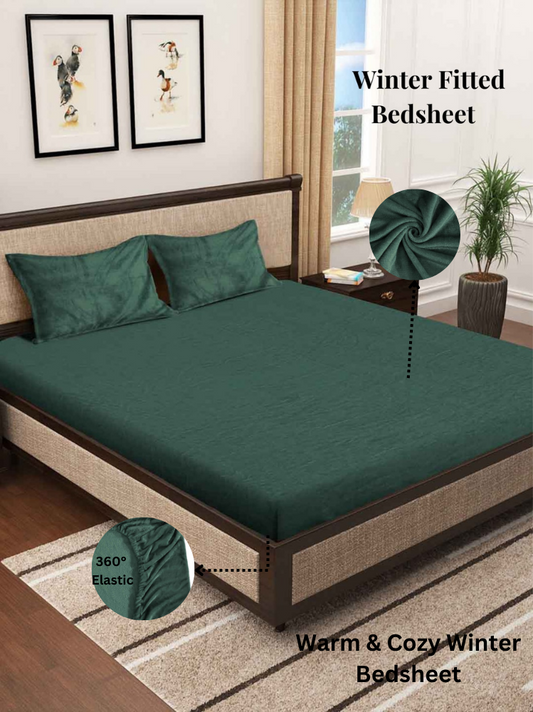 Arrabi Green Solid King Size Warm Woolen Fitted Bedsheet with 2 Pillow Covers