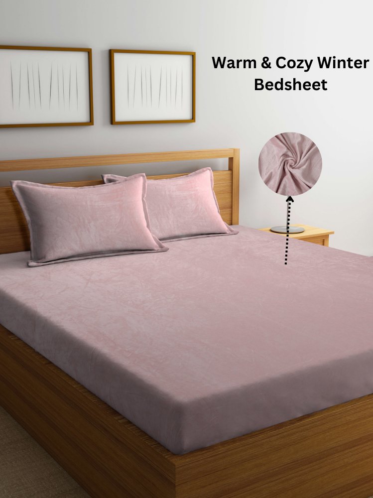 Arrabi Light Pink Solid King Size Warm Woolen Bedsheet with 2 Pillow Covers