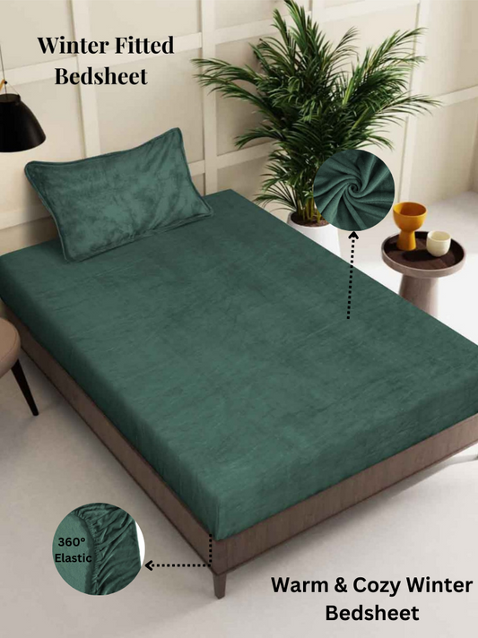 Green winter fitted bedsheet in soft woolen fleece fabric with pillow cover for single bed