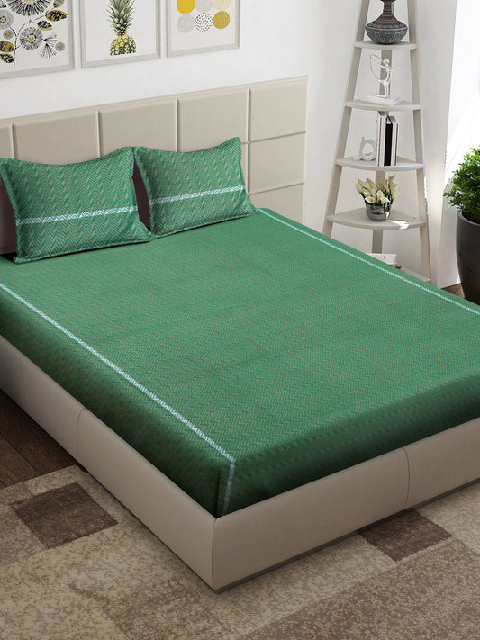 Arrabi Green Geometric 100% Handwoven Cotton King Size Bedsheet with 2 Pillow Covers (260 x 230 cm)