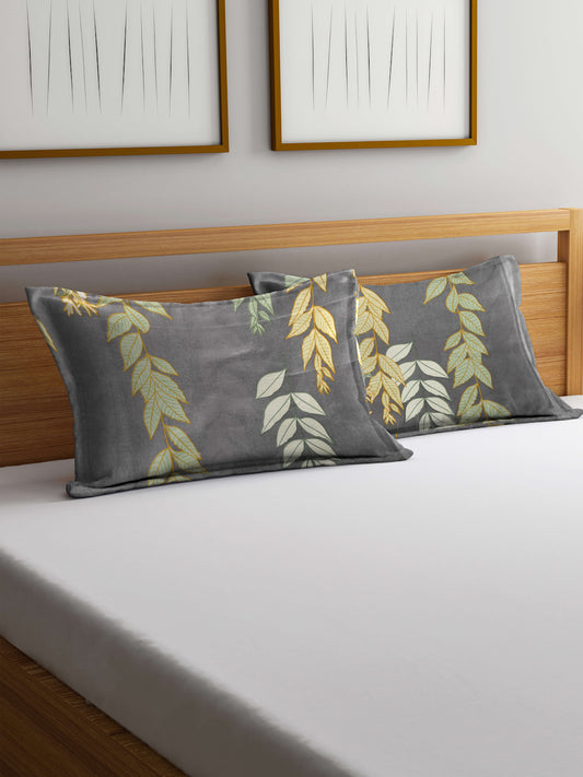 Arrabi Grey Leaf TC Cotton Blend Set of 2 Pillow Covers (70 x 45 cm)
