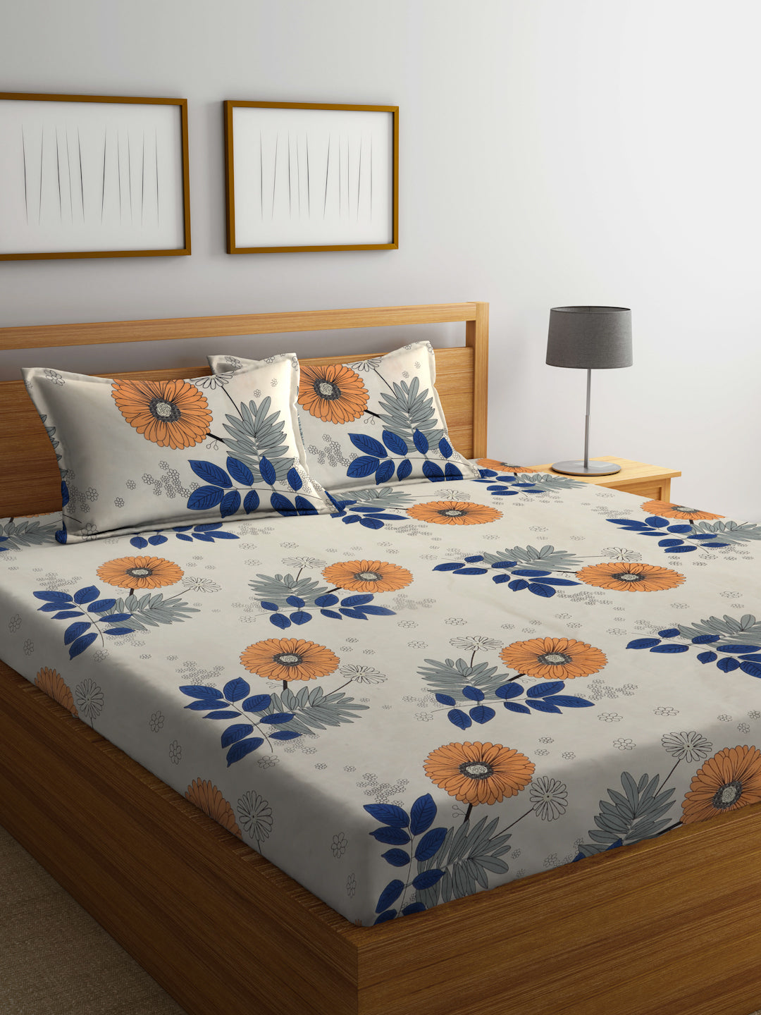 Arrabi Cream Floral TC Cotton Blend King Size Bedsheet with 2 Pillow Covers (250 X 215 cm)