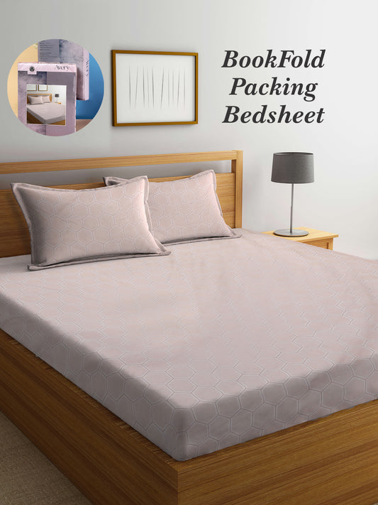 Arrabi Peach Geometric TC Cotton Blend King Size Bookfold Bedsheet with 2 Pillow Covers (250 X 215 cm)