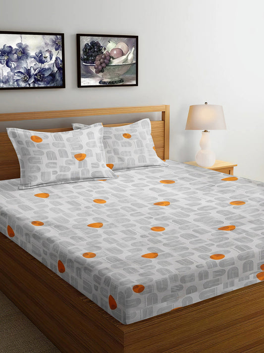 Arrabi Beige Geometric TC Cotton Blend Super King Size Bedsheet with 2 Pillow Covers (270 x 260 cm)