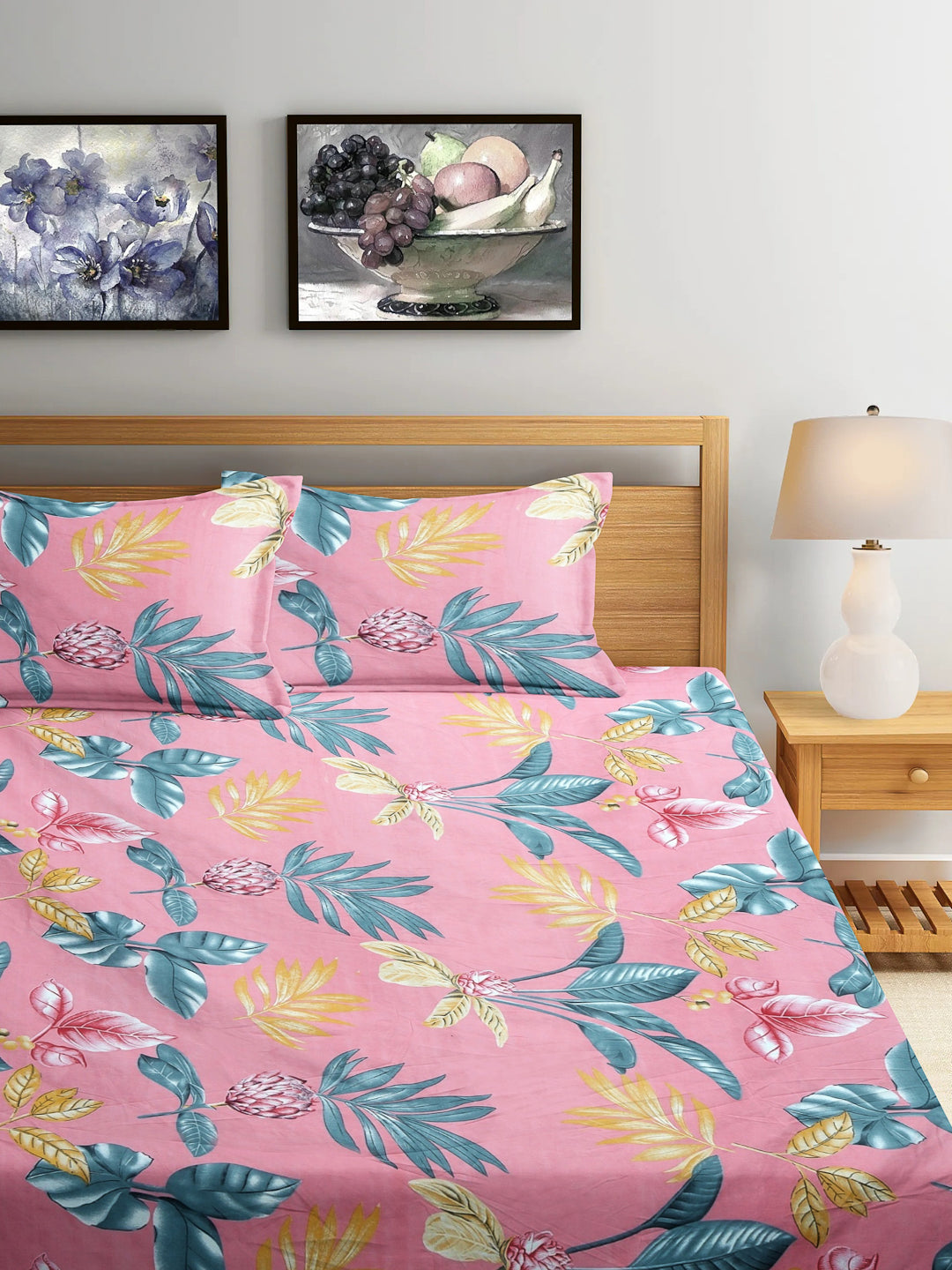 Arrabi Pink Floral TC Cotton Blend King Size Bedsheet with 2 Pillow Covers (250 x 215 cm)