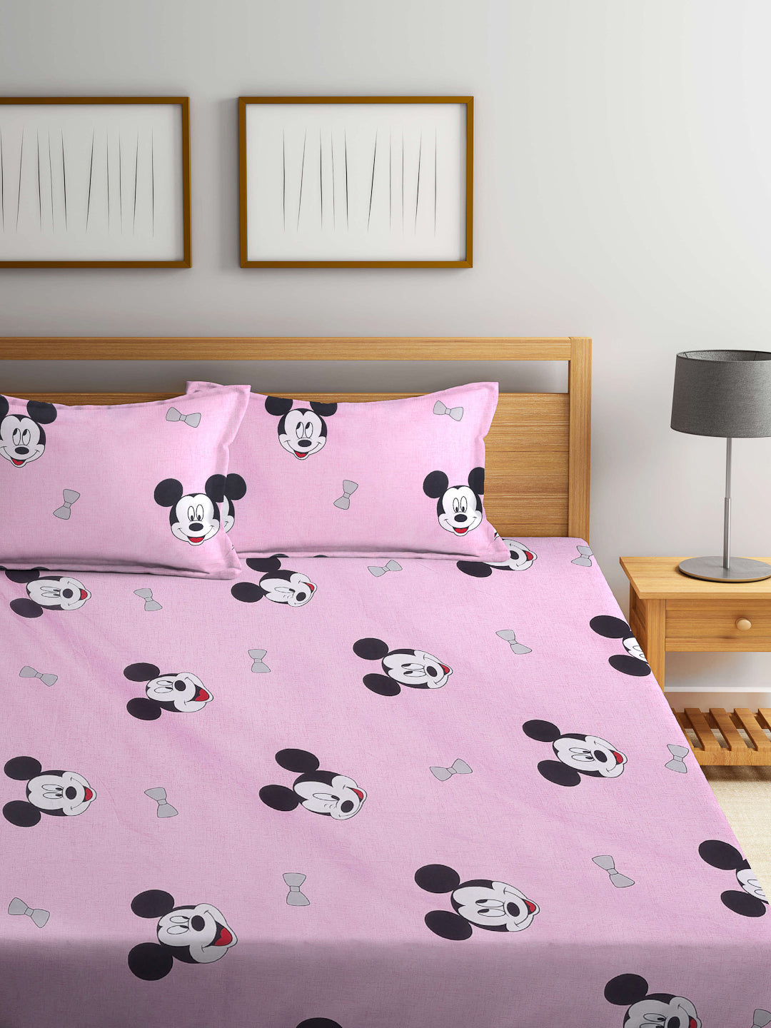 Arrabi Pink Cartoon TC Cotton Blend King Size Bookfold Bedsheet with 2 Pillow Covers (250 X 215 cm)