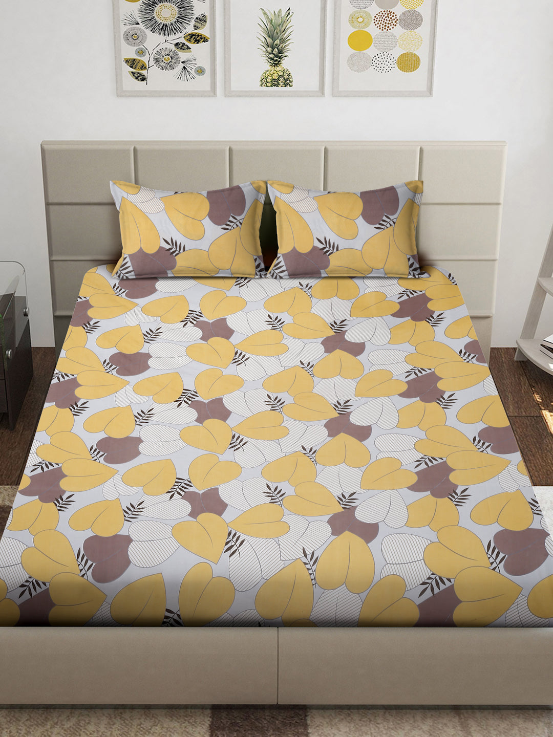 Arrabi Multi Geometric TC Cotton Blend King Size Bedsheet with 2 Pillow Covers (250 x 215 cm)