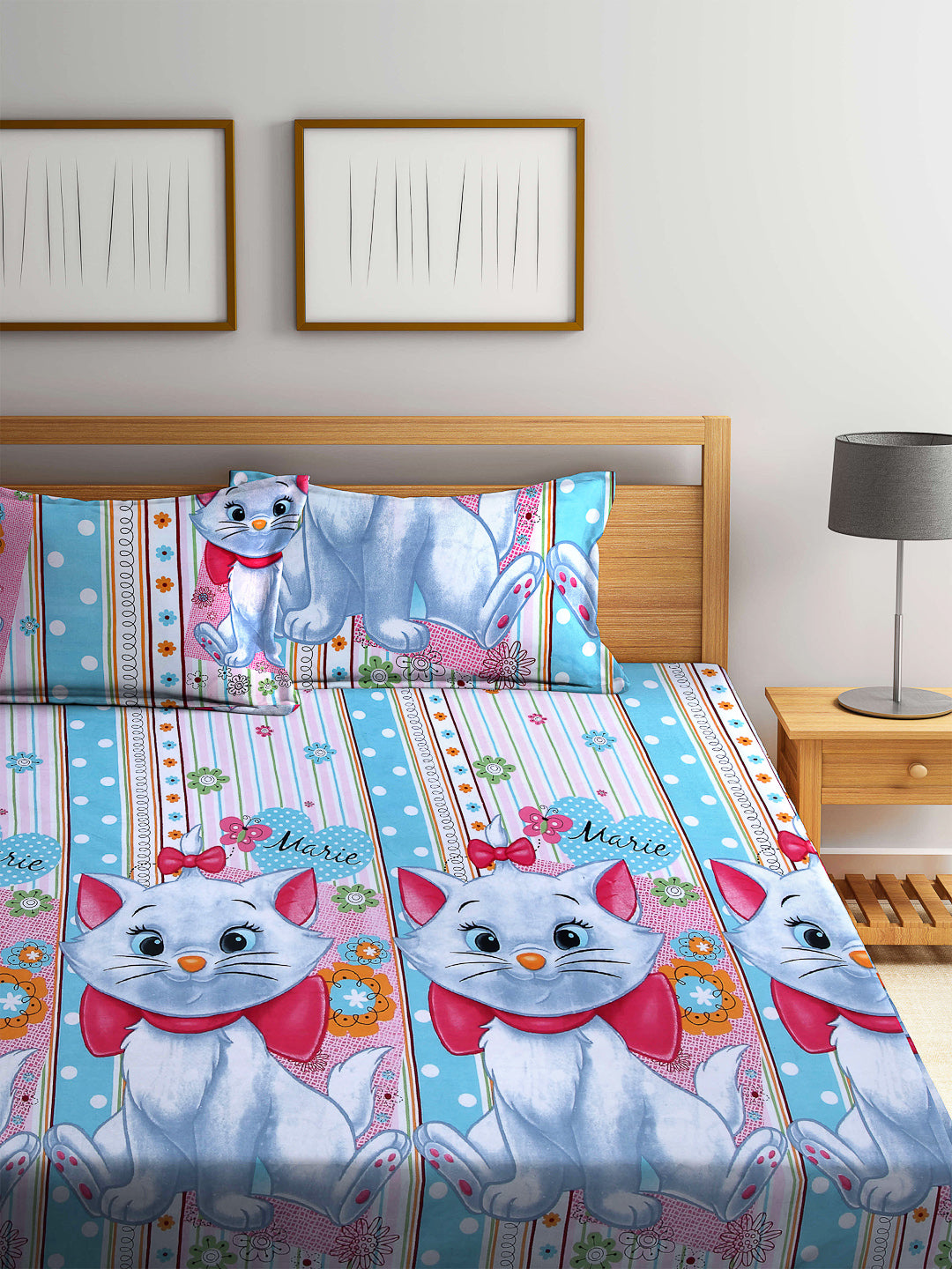 Arrabi Multi Cartoon TC Cotton Blend King Size Bookfold Bedsheet with 2 Pillow Covers (250 X 220 cm)