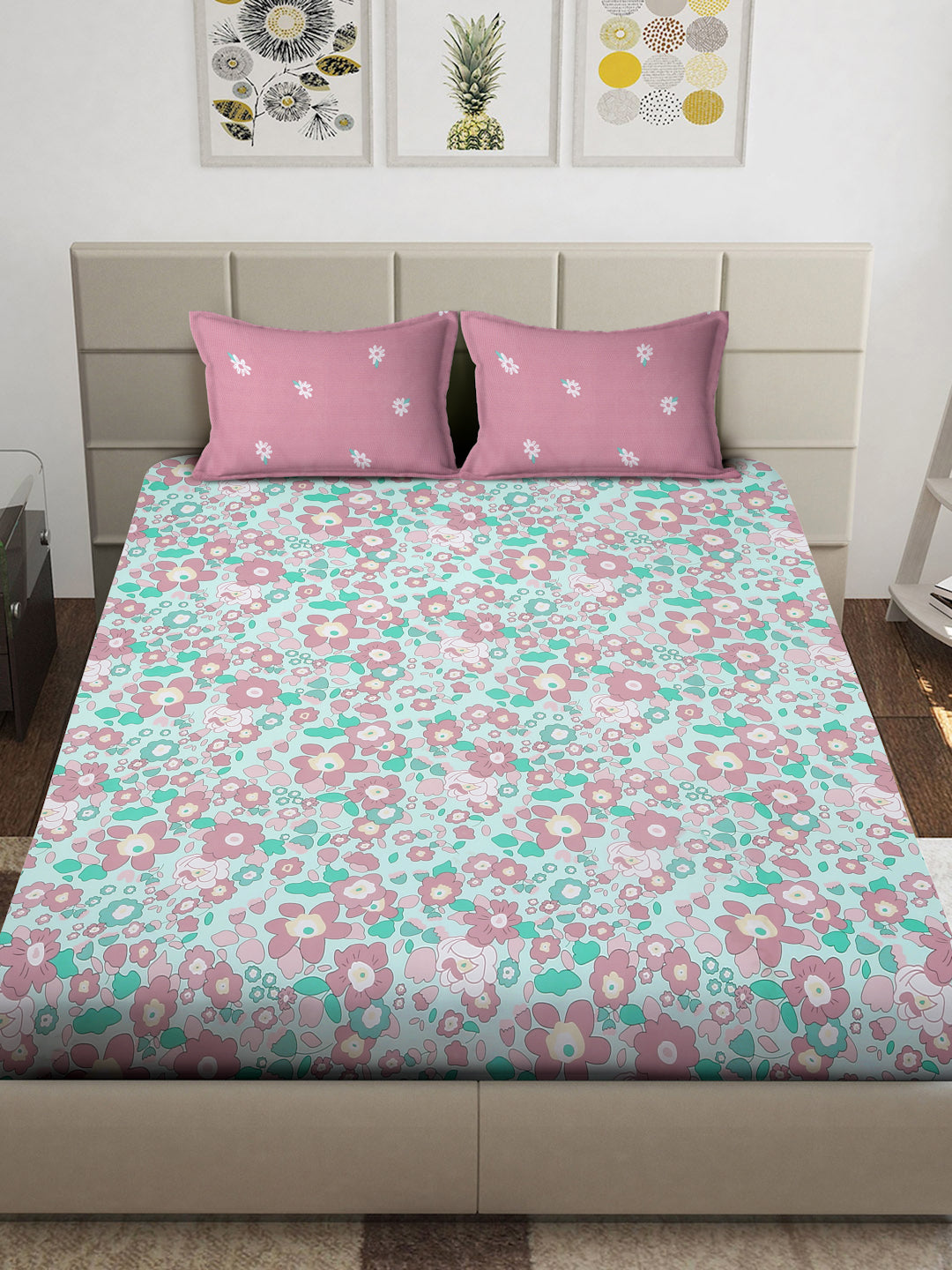 Arrabi Green Floral TC Cotton Blend Super King Size Bedsheet with 2 Pillow Covers (270 x 260 cm)
