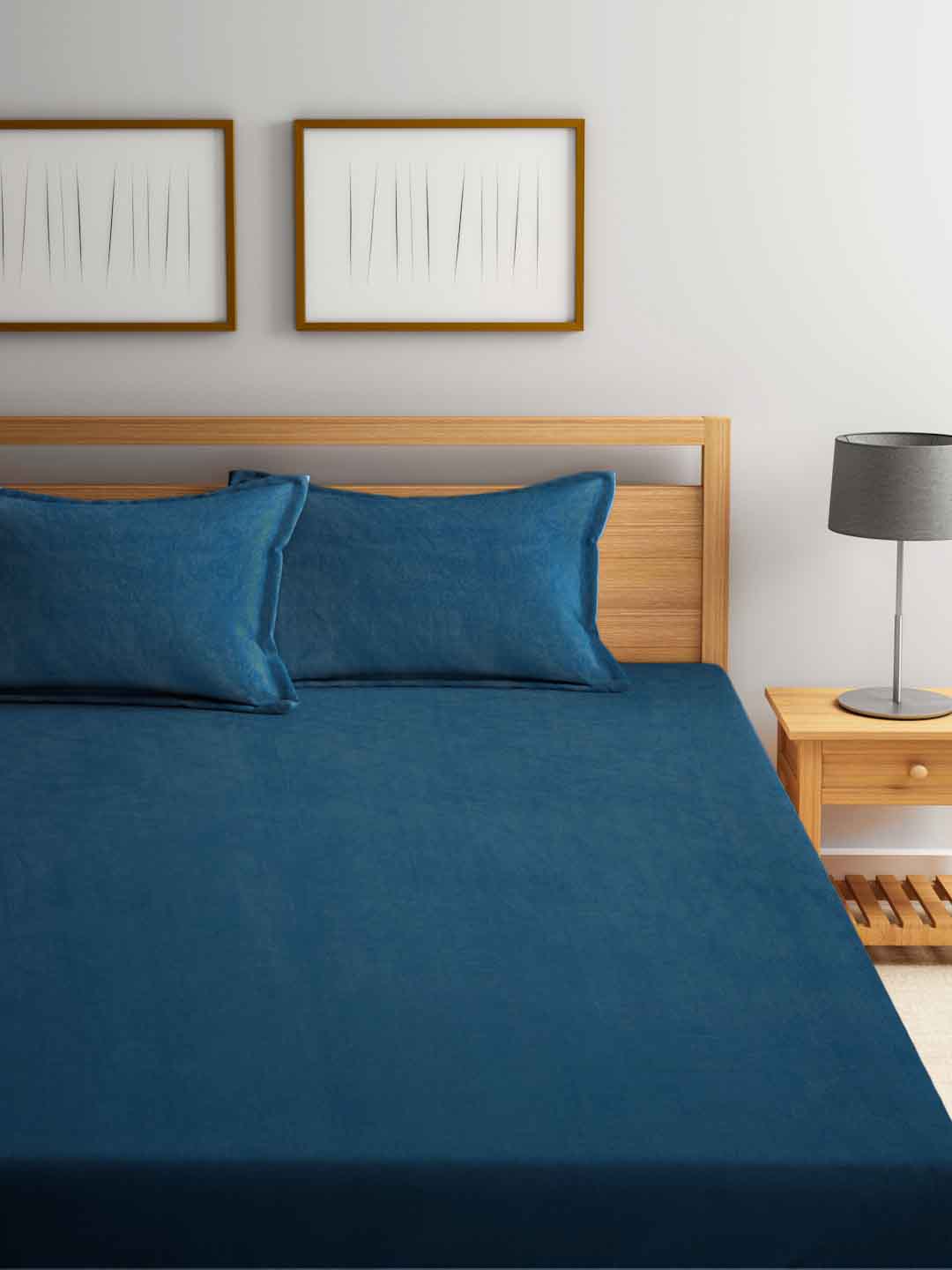 Arrabi Blue Solid Fleece King Size Warm Woolen Bedsheet with 2 Pillow Covers