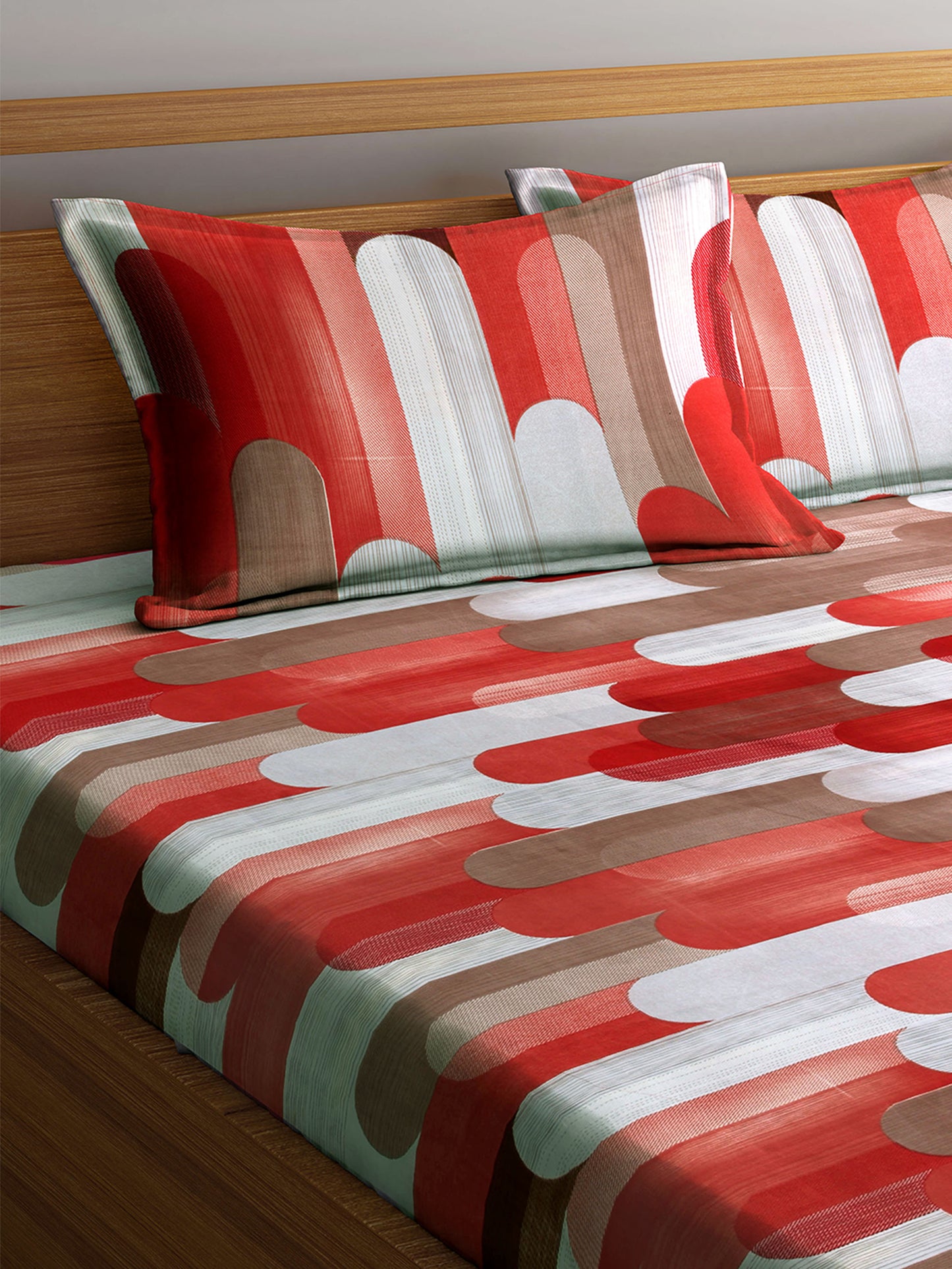 Arrabi Multi Graphic TC Cotton Blend King Size Bookfold Bedsheet with 2 Pillow Covers (250 X 220 cm)