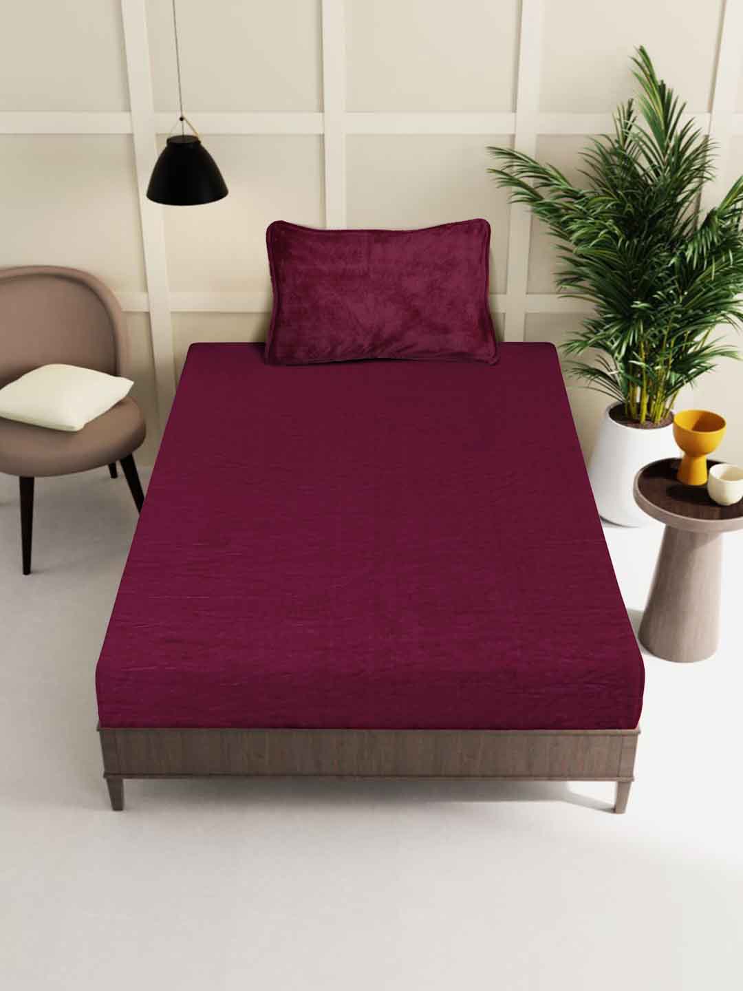 Arrabi Maroon Solid Single Size Warm Woolen Bedsheet with 1 Pillow Cover