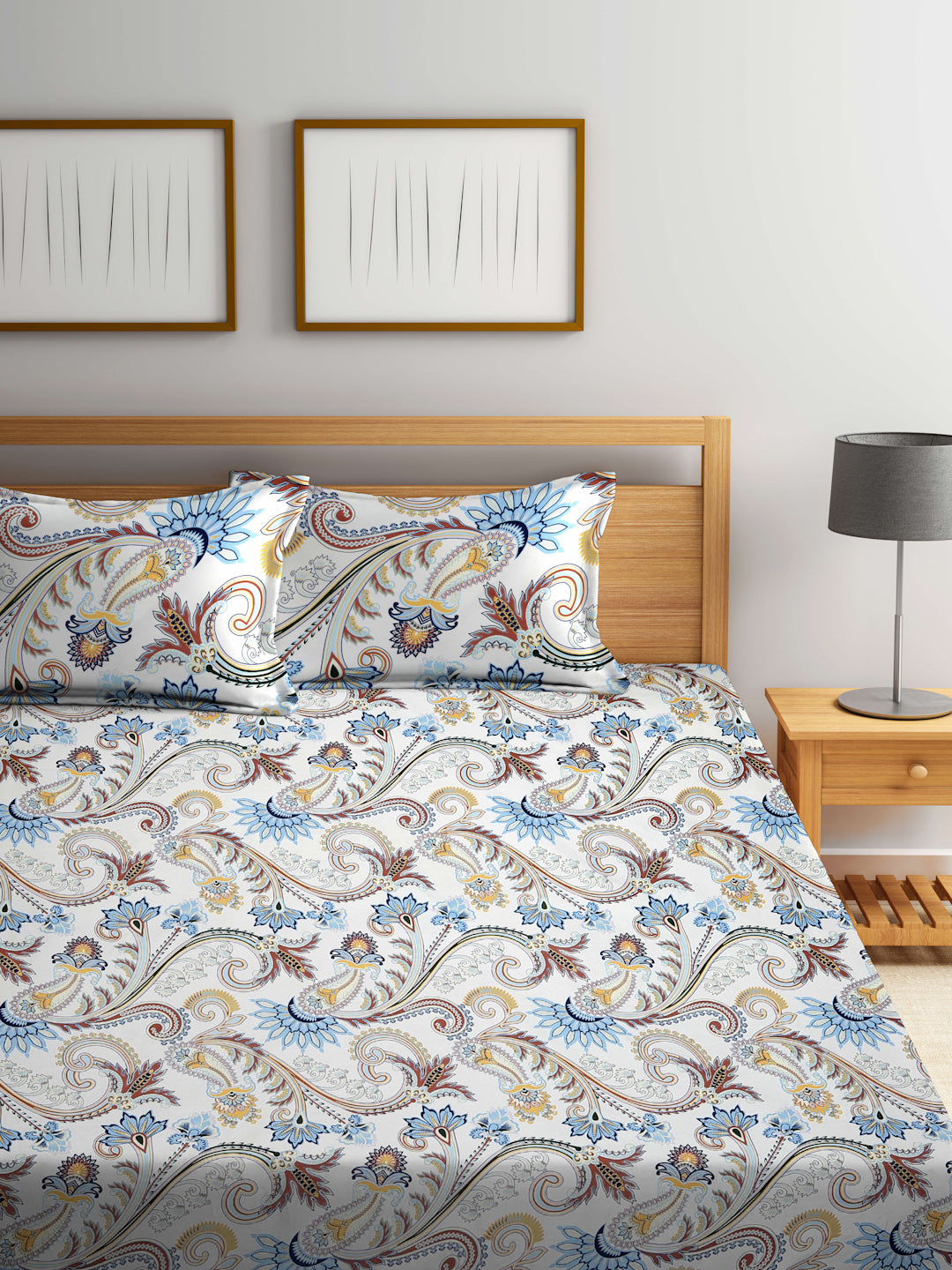Arrabi White Floral TC Cotton Blend King Size Bedsheet with 2 Pillow Covers (250 X 215 cm)