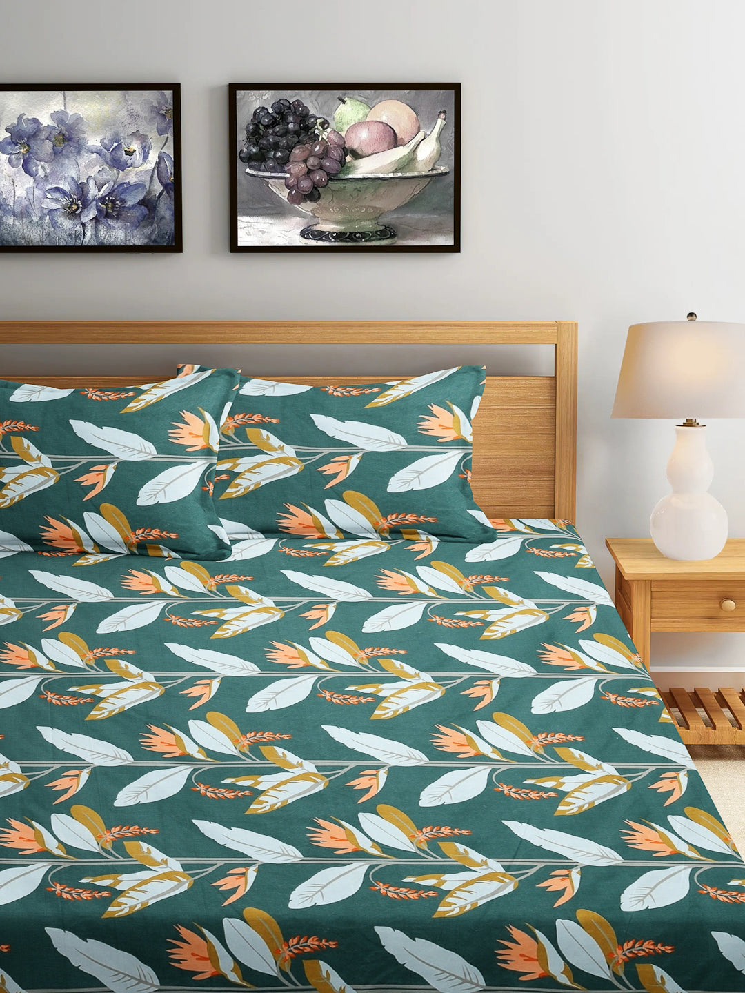 Arrabi Green Leaf TC Cotton Blend King Size Bedsheet with 2 Pillow Covers (250 x 215 cm)