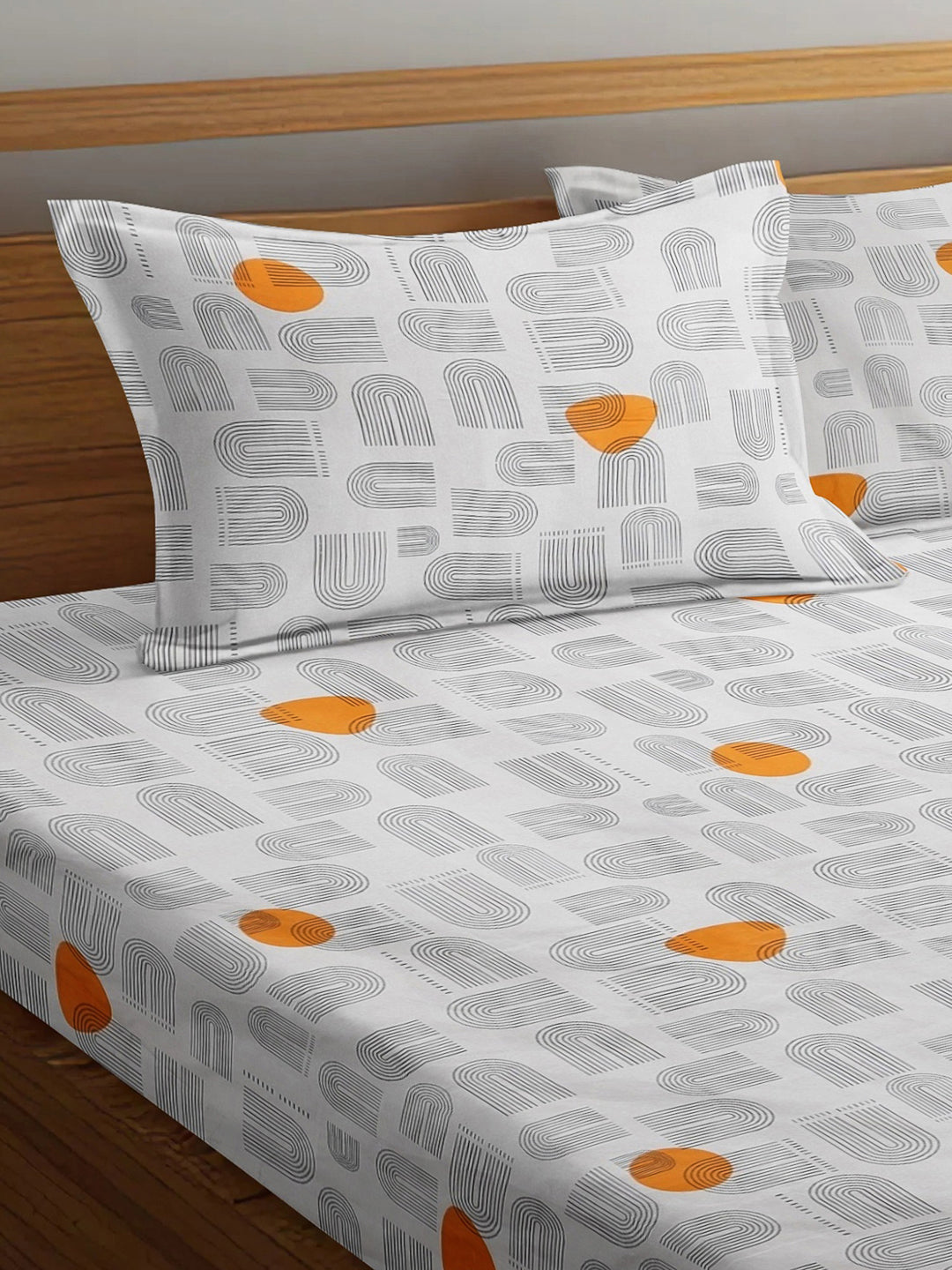 Arrabi Beige Stripes TC Cotton Blend Super King Size Fitted Bedsheet with 2 Pillow Covers (270 X 260 Cm)