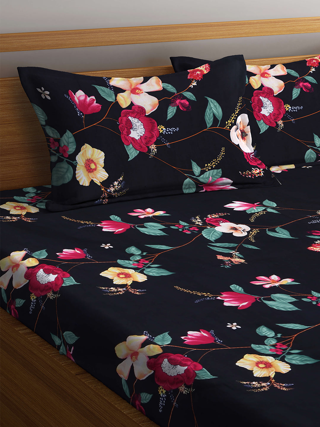 Arrabi Black Floral TC Cotton Blend King Size Bookfold Bedsheet with 2 Pillow Covers (250 X 220 cm)