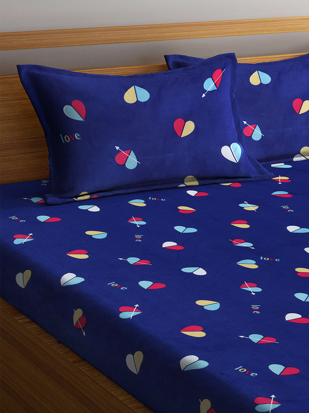 Arrabi Blue Graphic TC Cotton Blend King Size Bookfold Bedsheet with 2 Pillow Covers (250 X 220 cm)