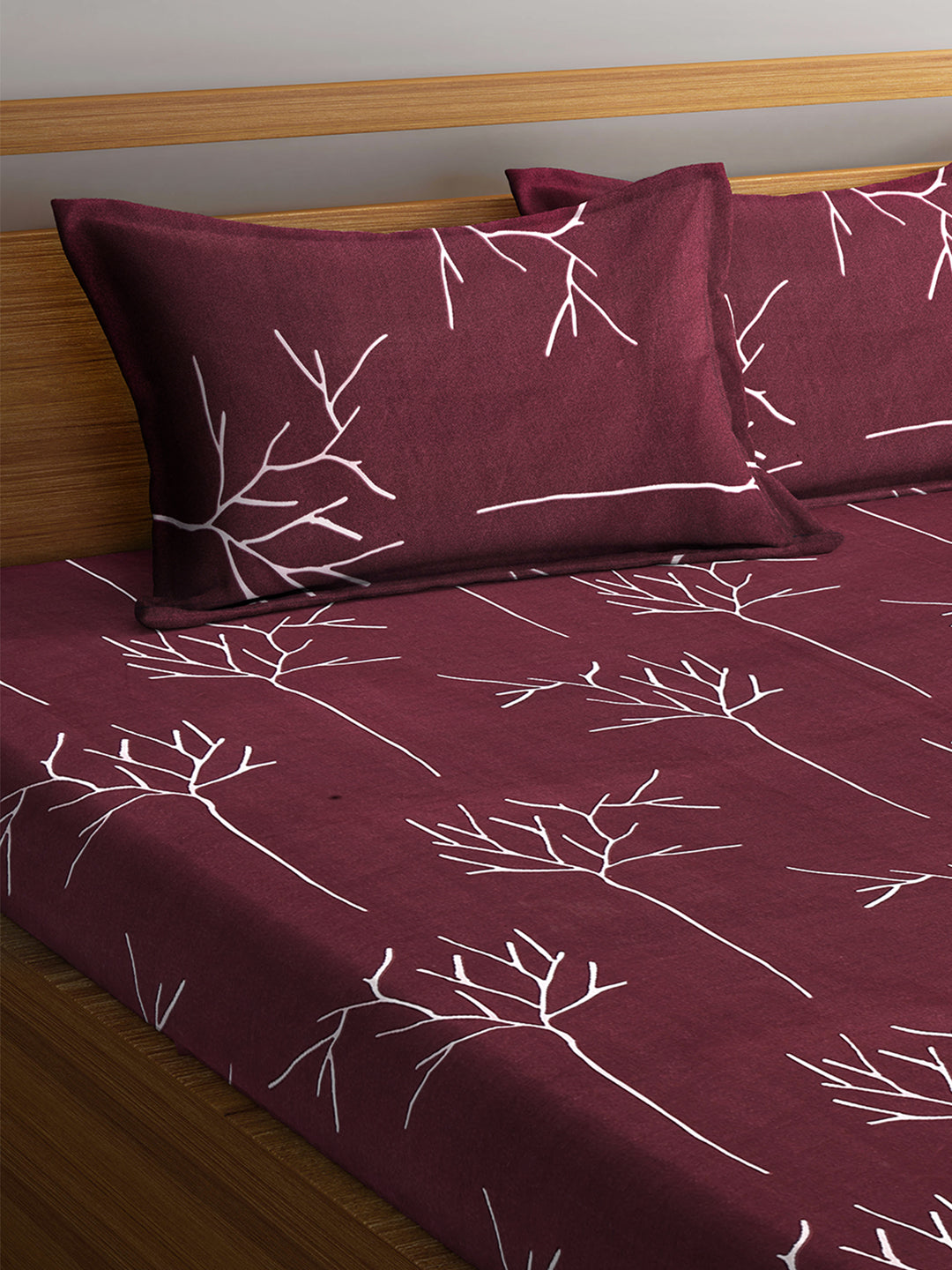 Arrabi Brown Graphic TC Cotton Blend King Size Bookfold Bedsheet with 2 Pillow Covers (250 X 220 cm)