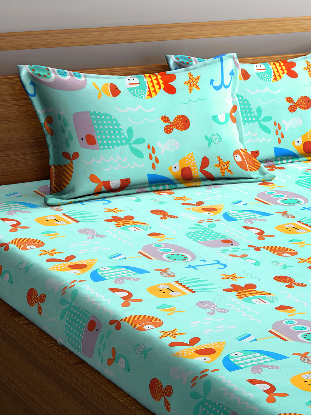 Arrabi Multi Cartoon TC Cotton Blend King Size Bookfold Bedsheet with 2 Pillow Covers (250 X 220 cm)
