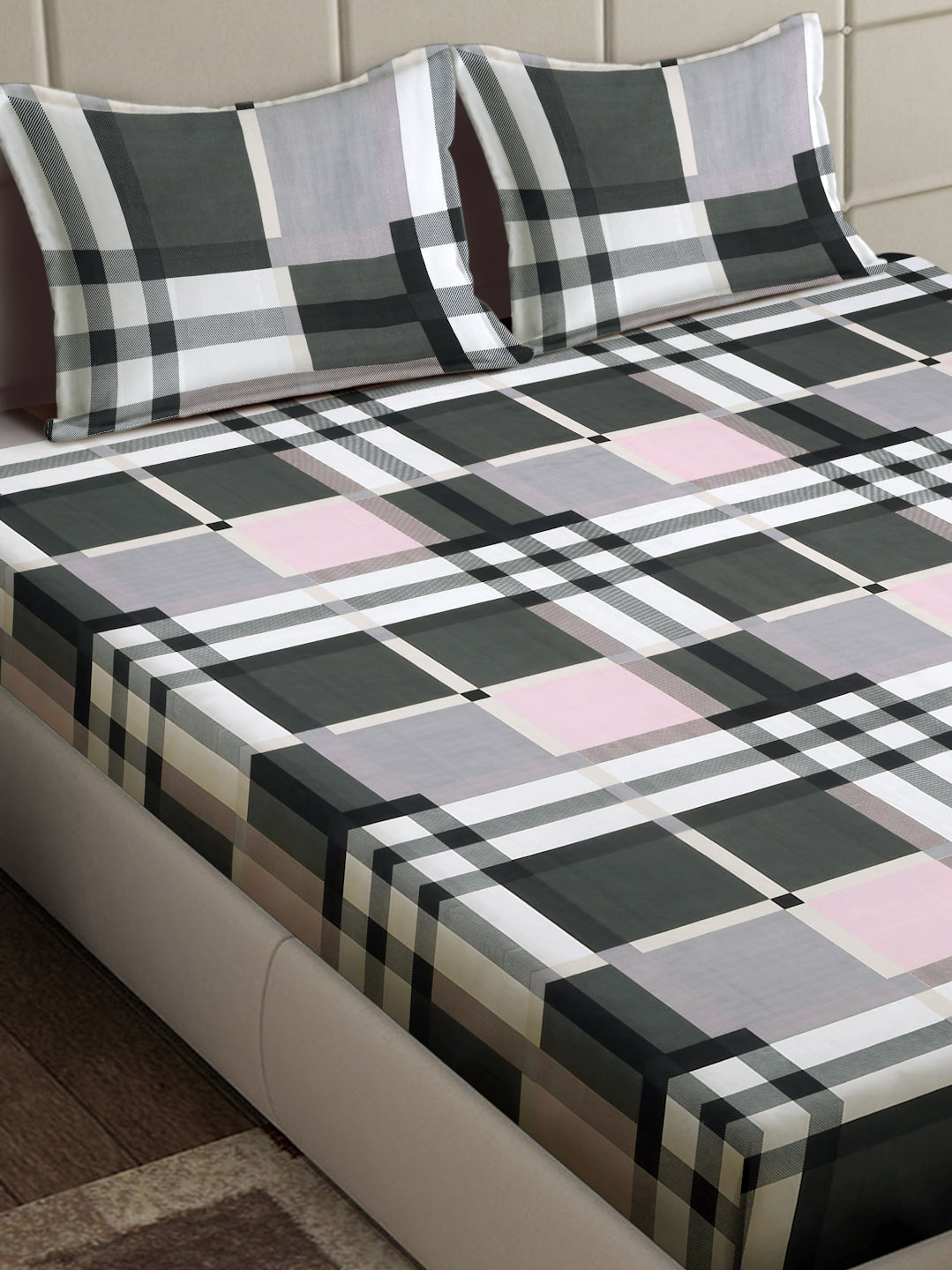 Arrabi Multi Geometric TC Cotton Blend King Size Bedsheet with 2 Pillow Covers (250 x 215 cm)
