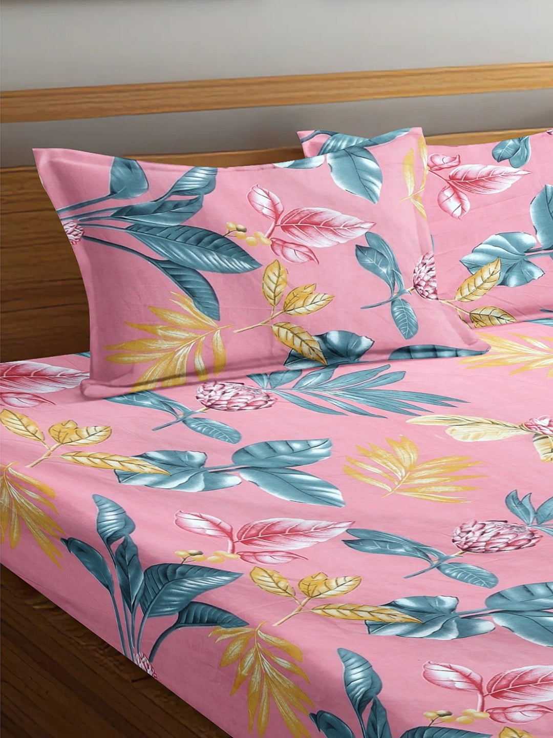Arrabi Pink Floral TC Cotton Blend King Size Bedsheet with 2 Pillow Covers (250 x 215 cm)