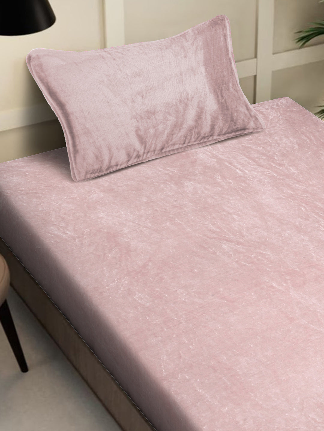 Arrabi Light Pink Solid Single Size Warm Woolen Fitted Bedsheet with 1 Pillow Cover