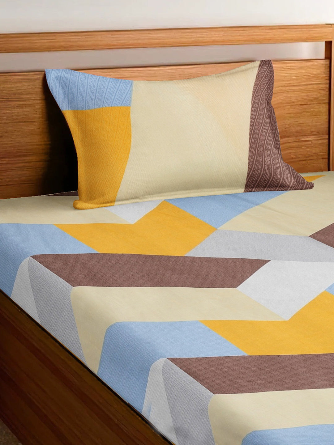 Arrabi Multi Geometric TC Cotton Blend Single Size Fitted Bedsheet with 1 Pillow Cover (215 x 150 cm)