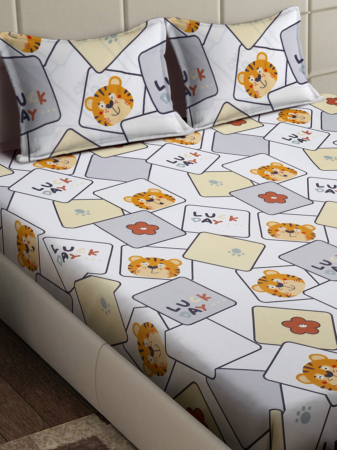 Arrabi White Cartoon TC Cotton Blend King Size Bedsheet with 2 Pillow Covers (250 x 215 cm)