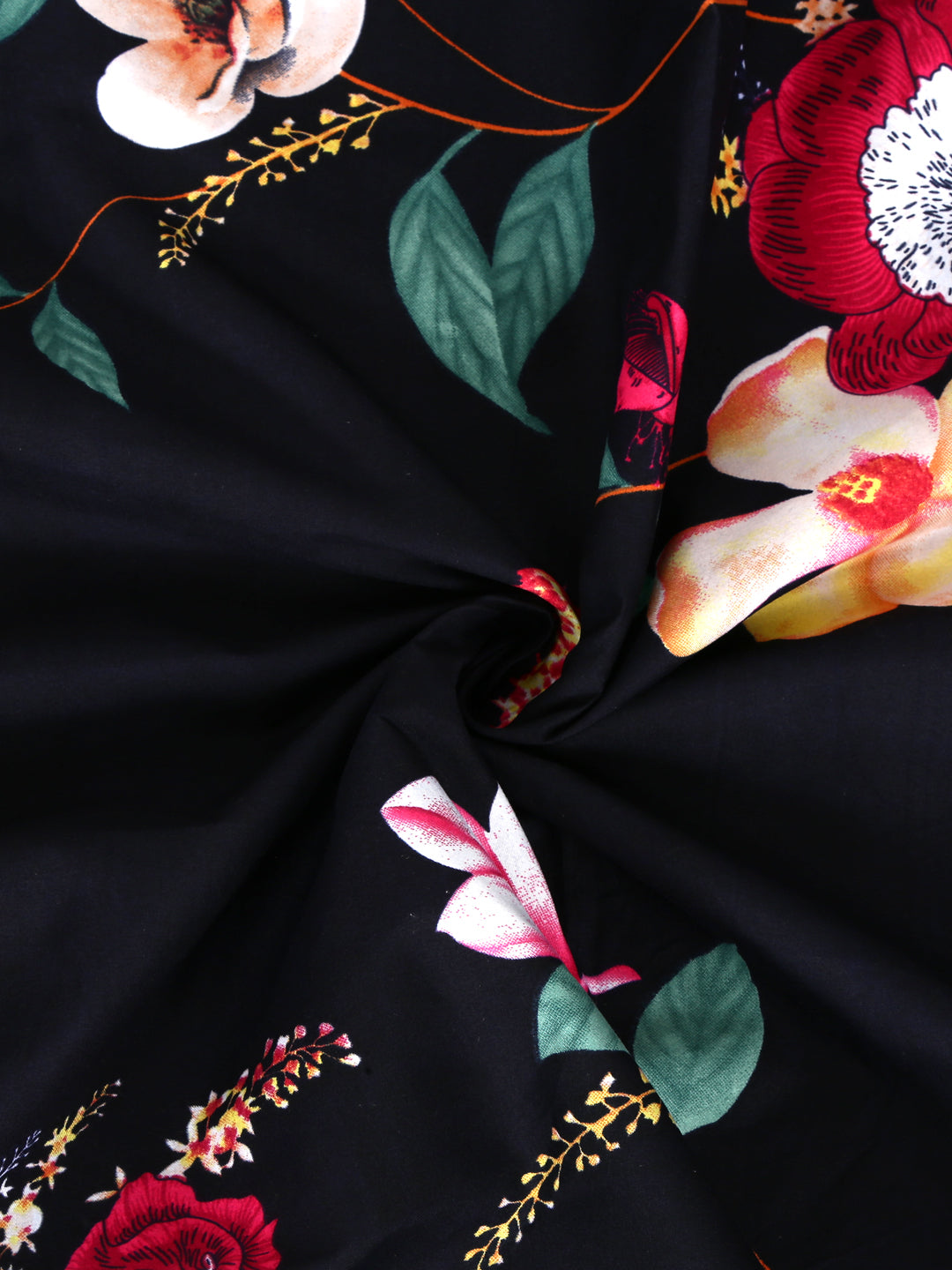 Arrabi Black Floral TC Cotton Blend King Size Bookfold Bedsheet with 2 Pillow Covers (250 X 220 cm)