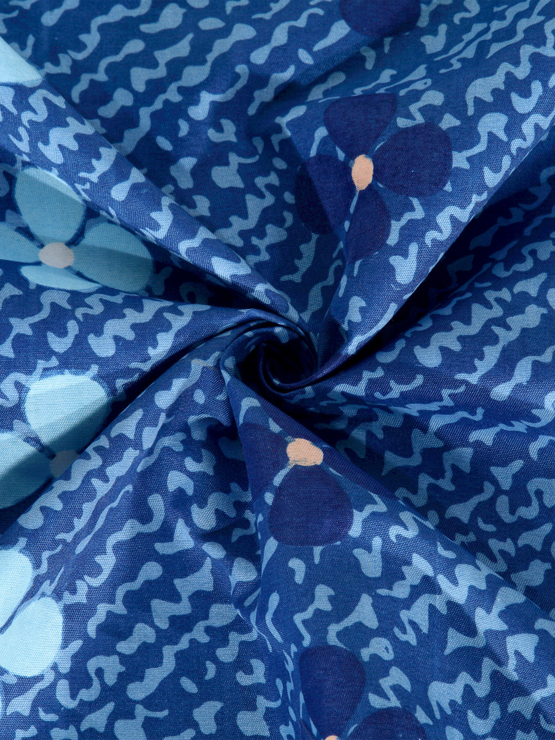 Arrabi Blue Floral TC Cotton Blend King Size Bookfold Bedsheet with 2 Pillow Covers (250 X 220 cm)