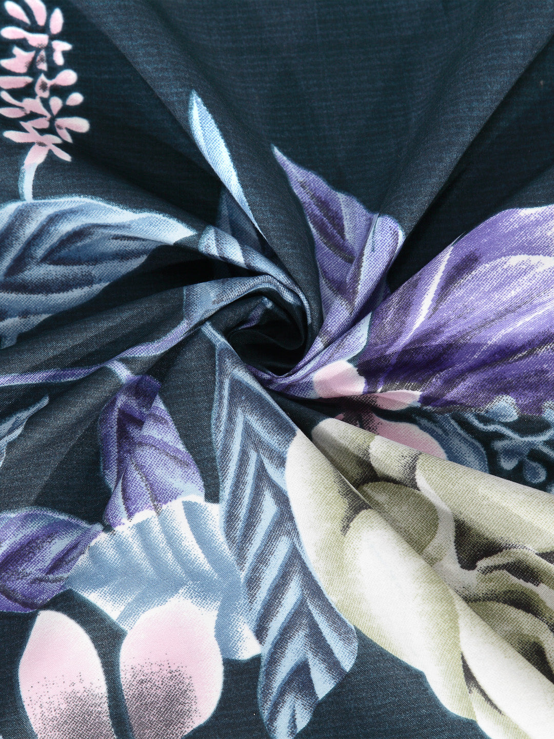 Arrabi Blue Floral TC Cotton Blend King Size Bookfold Bedsheet with 2 Pillow Covers (250 X 220 cm)