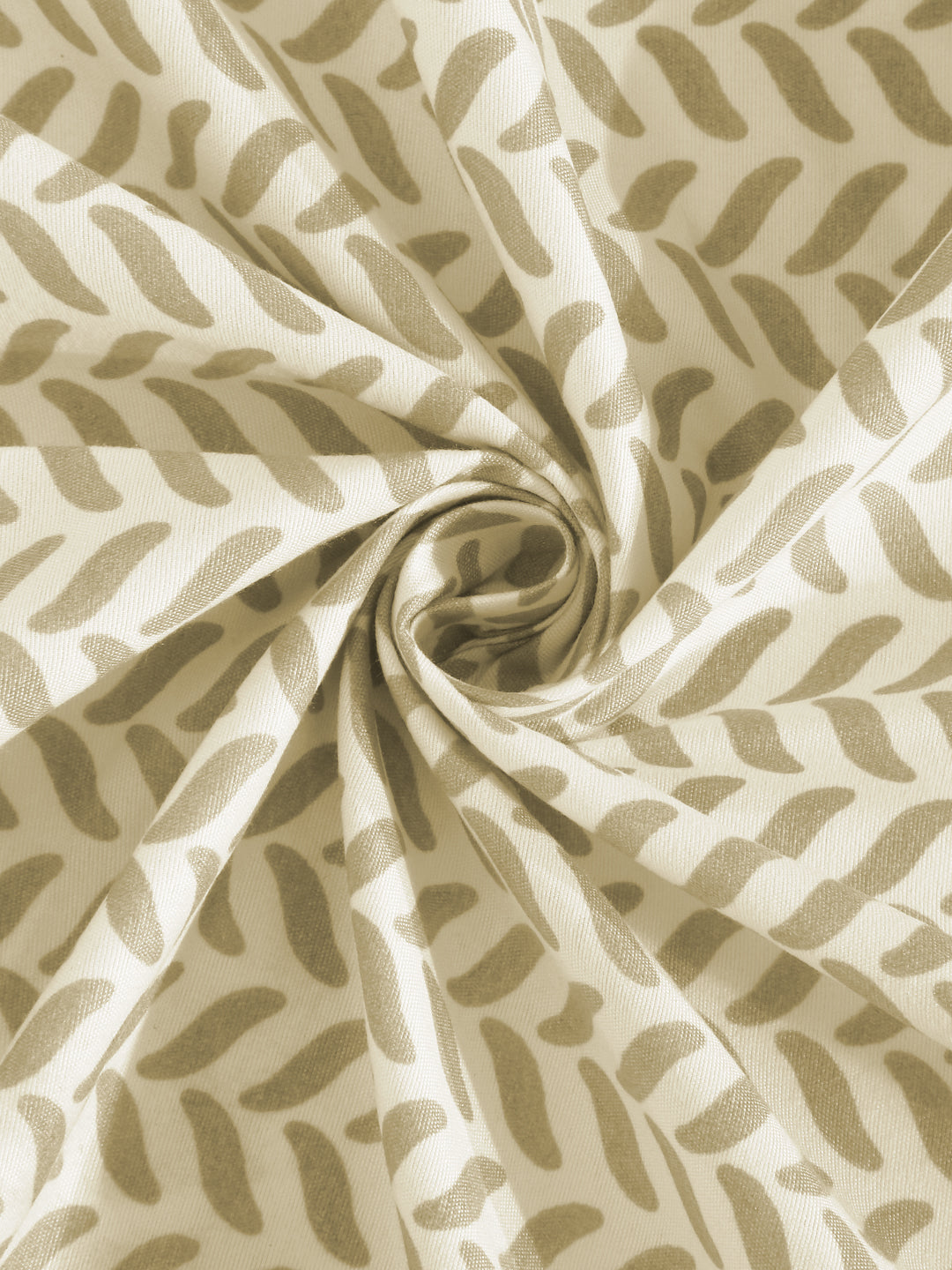 Arrabi Brown Geometric TC Cotton Blend King Size Bedsheet with 2 Pillow Covers (250 x 215 cm)
