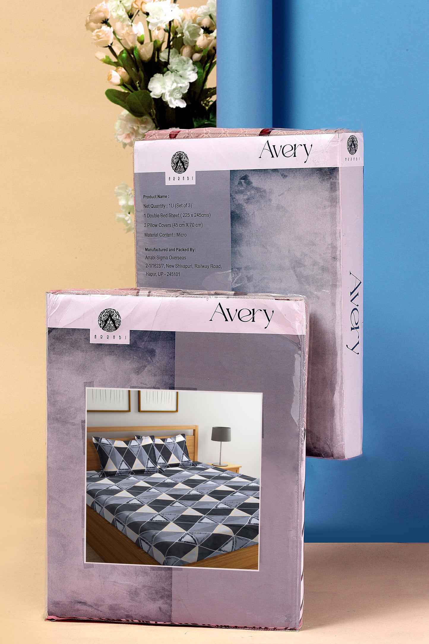 Arrabi Grey Geometric TC Cotton Blend King Size Bookfold Bedsheet with 2 Pillow Covers (250 X 215 cm)