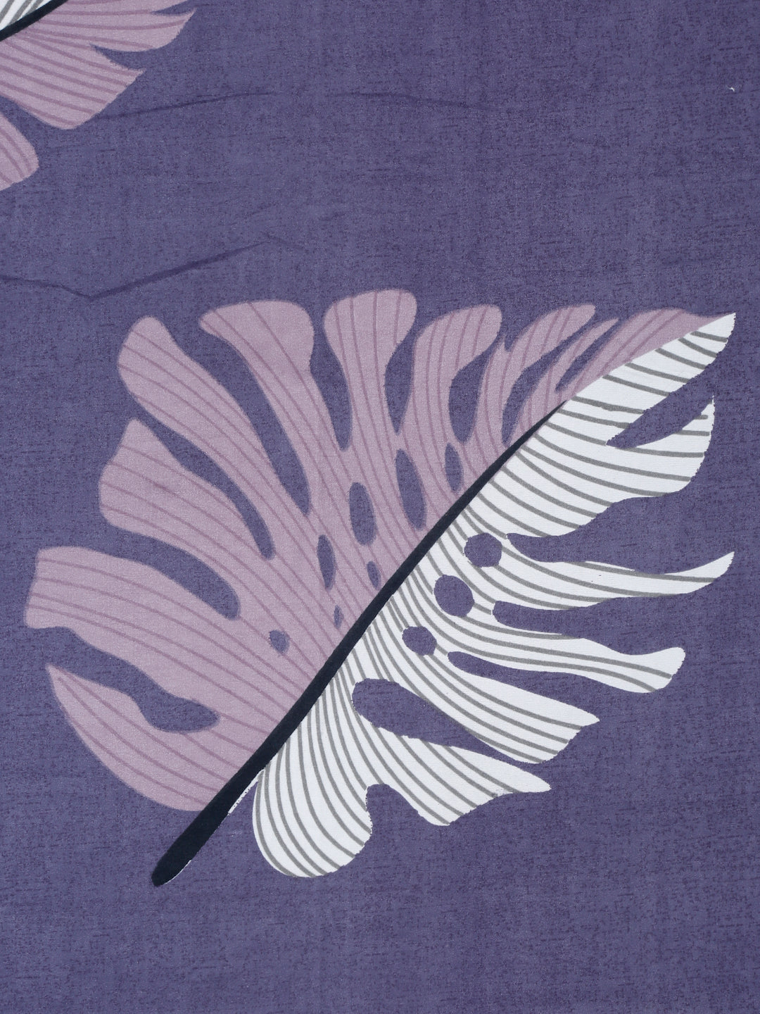 Arrabi Purple Leaf TC Cotton Blend King Size Bedsheet with 2 Pillow Covers (250 x 215 cm)