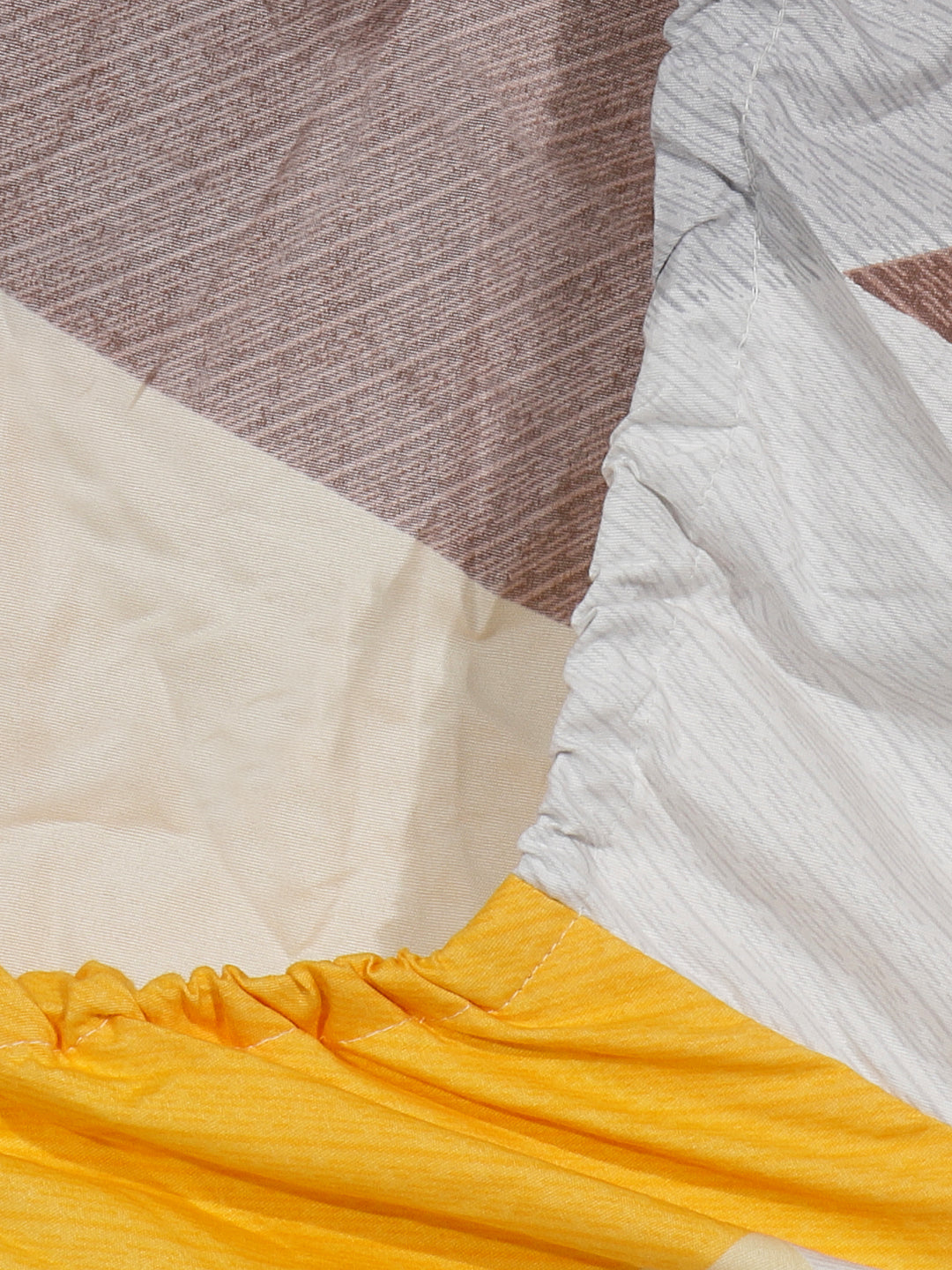 Arrabi Multi Geometric TC Cotton Blend Single Size Fitted Bedsheet with 1 Pillow Cover (215 x 150 cm)