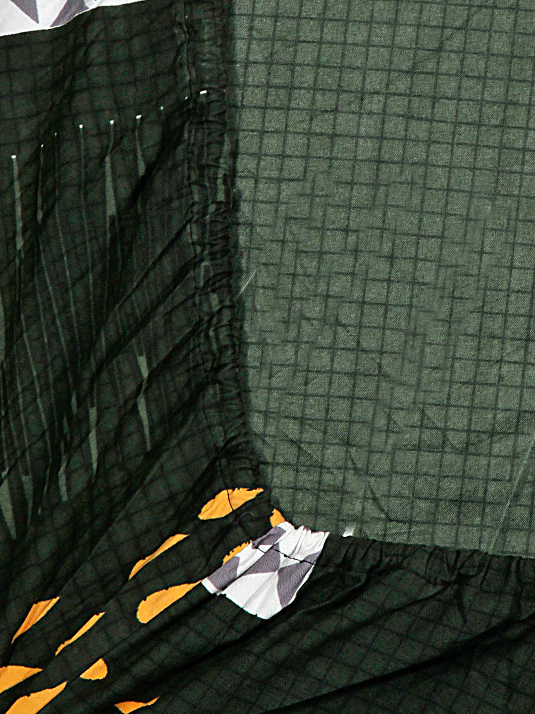 Arrabi Green Geometric TC Cotton Blend Single Size Fitted Bedsheet with 1 Pillow Cover (215 X 150 cm)