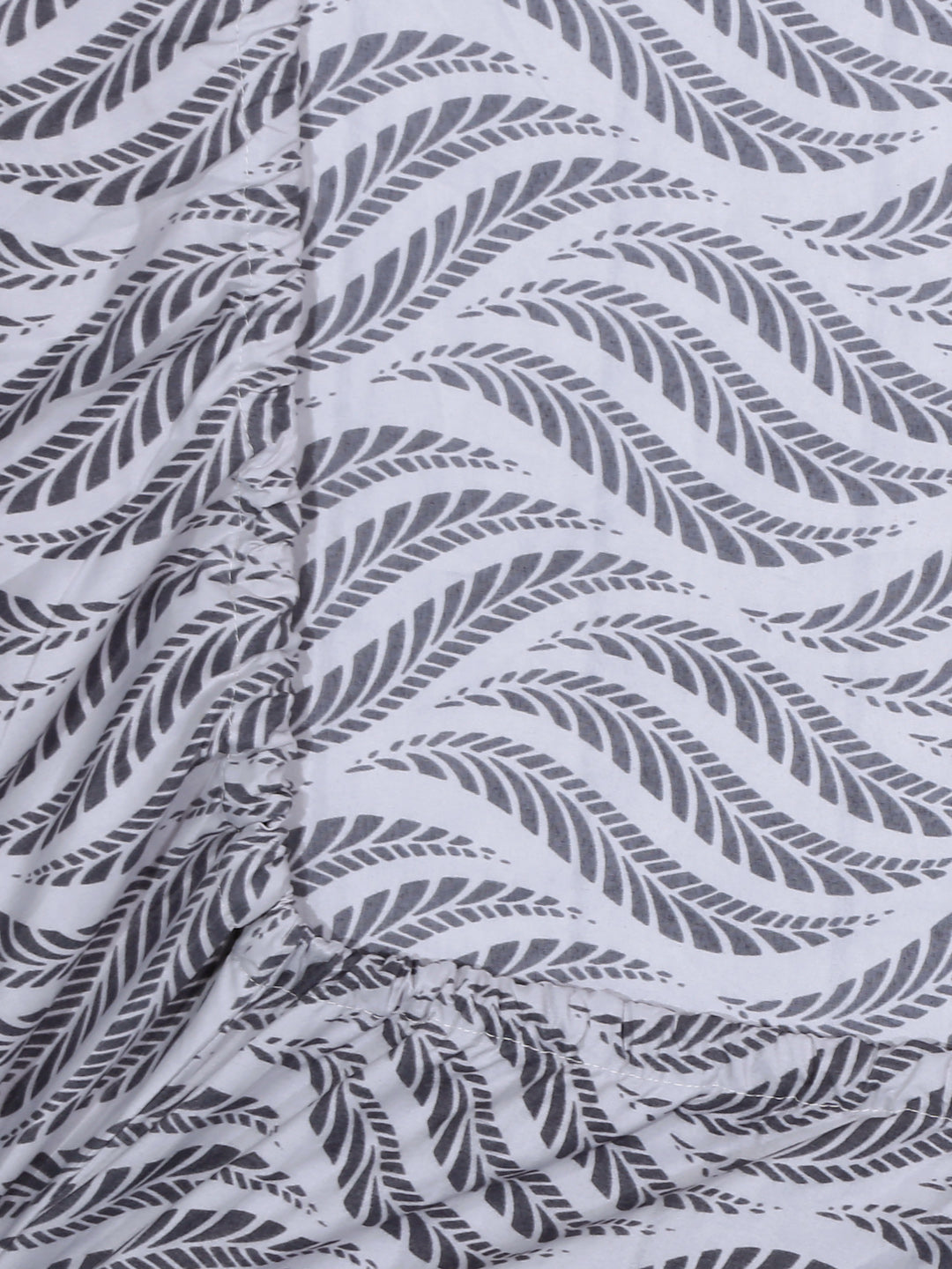 Arrabi Grey Geometric TC Cotton Blend Single Size Fitted Bedsheet with 1 Pillow Cover (215 X 150 cm)