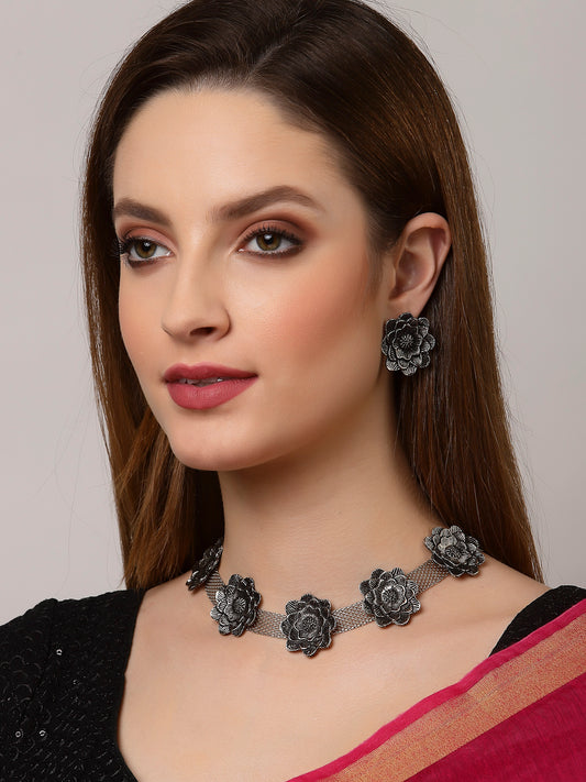 Arrabi Metallic Oxidised Jewellery Set with 2 Earrings (40 cm)