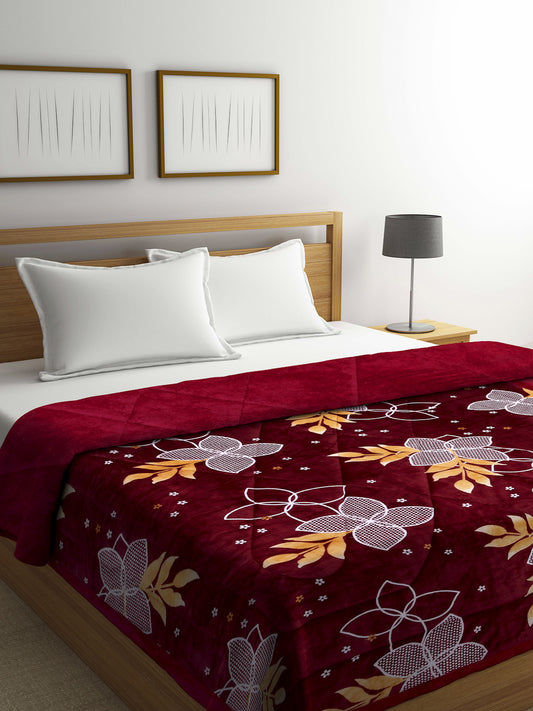 Arrabi Maroon Floral Polyester King Size 950 GSM Double Quilt (230 X 220 cm)