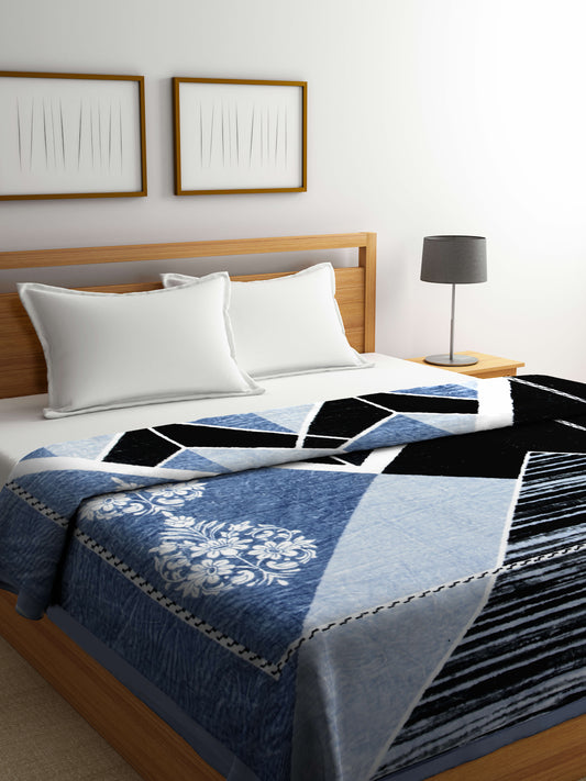 Arrabi Blue Geometric Wool Blend 950 GSM Full Size Double Bed Blanket (220 X 200 cm)