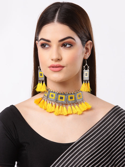 Arrabi Yellow Tasselled Jewellery Set with 2 Earrings (40 cm)