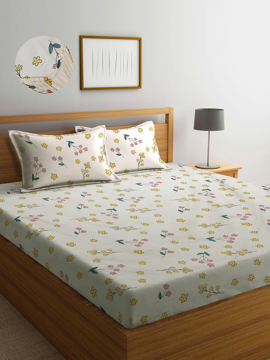 Arrabi Cream Floral TC Cotton Blend King Size Fitted Bedsheet with 2 Pillow Covers (250 X 220 Cm )