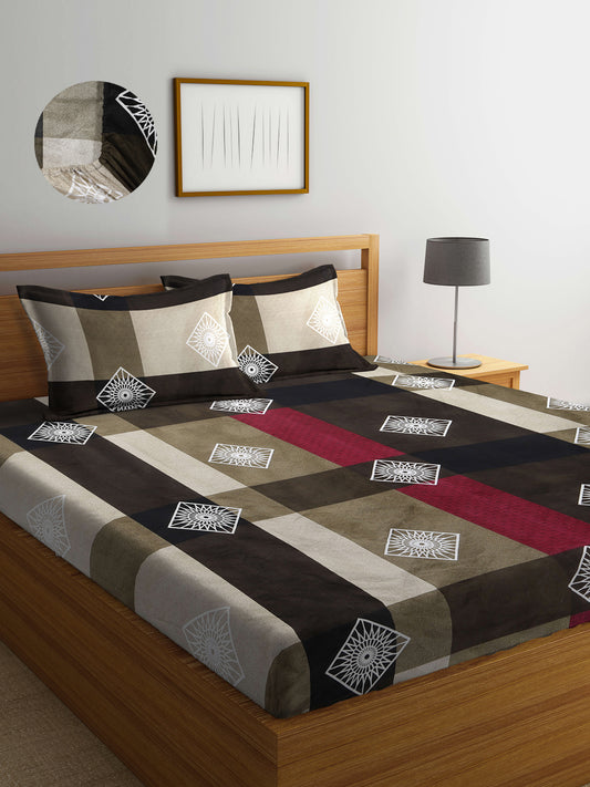 Arrabi Green Geometric TC Cotton Blend King Size Fitted Bedsheet with 2 Pillow Covers (250 X 220 Cm )