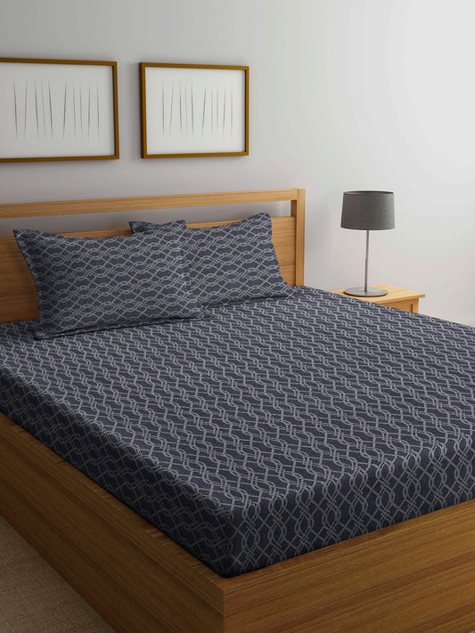 Arrabi Black Graphic Handwoven Cotton King Size Bedsheet with 2 Pillow Covers (260 X 230 cm)