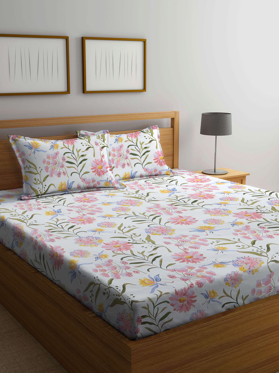 Arrabi White Floral TC Cotton Blend Double King Size Bedsheet with 2 Pillow Covers (270 x 260 cm)