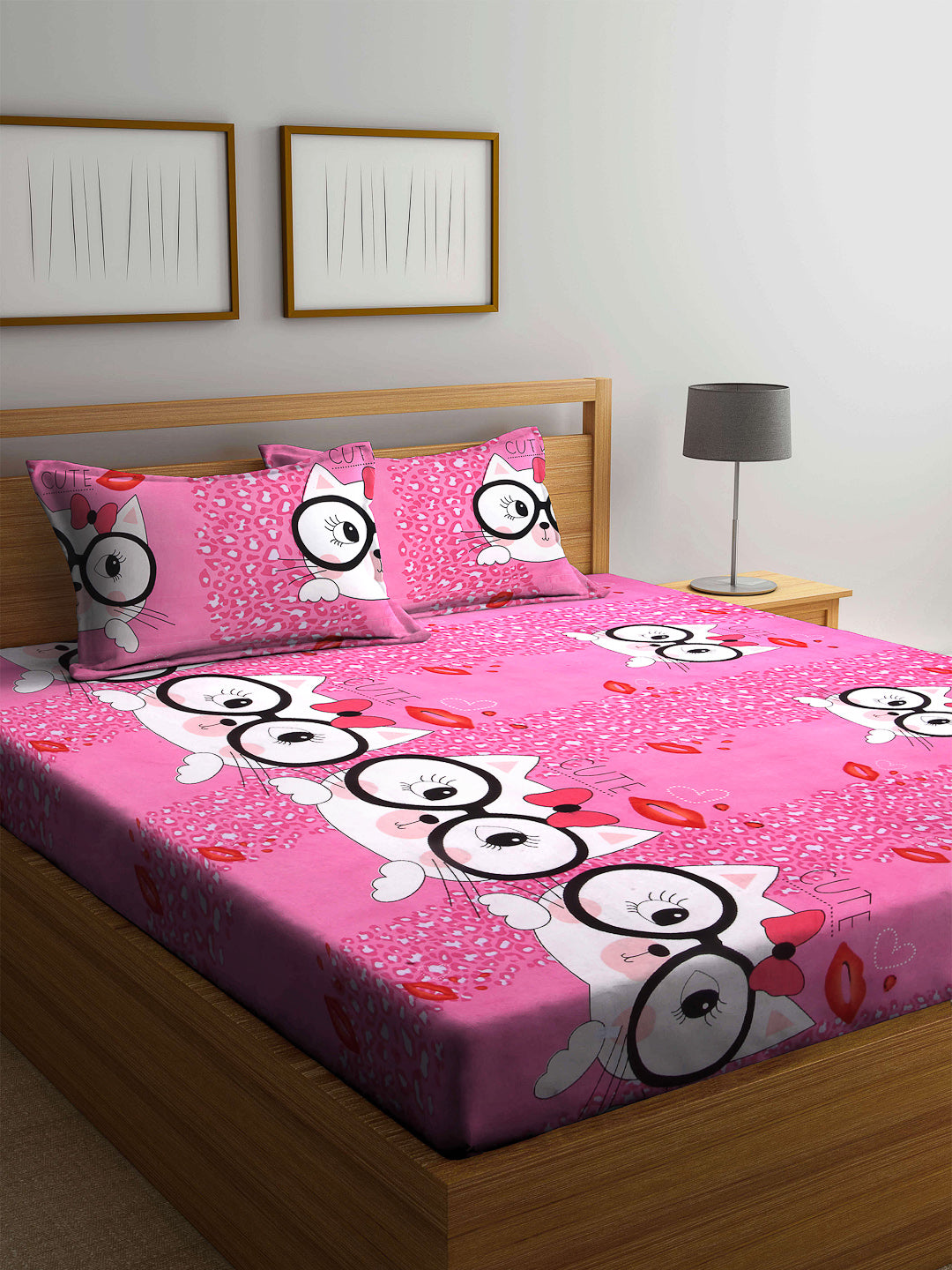 Kid's Special King Size Bed Sheet Set with 2 Pillow Covers by Arrabi® (250 x 220 cm)