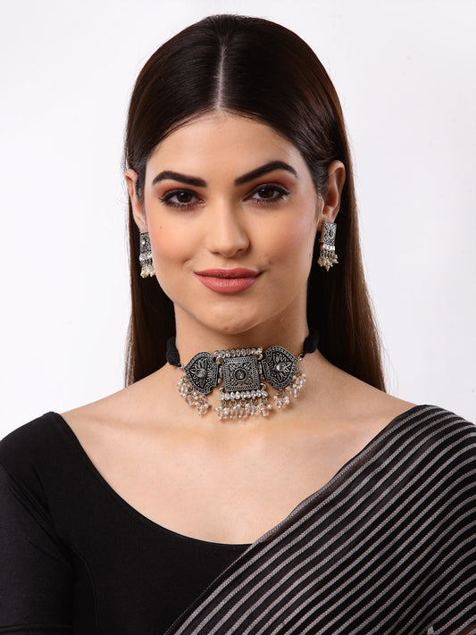 Arrabi Metallic Oxidised Jewellery Set with 2 Earrings (40 cm)