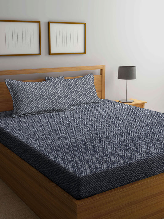 Arrabi Black Leaf Handwoven Cotton Super King Size Bedsheet with 2 Pillow Covers (270 X 270 cm)