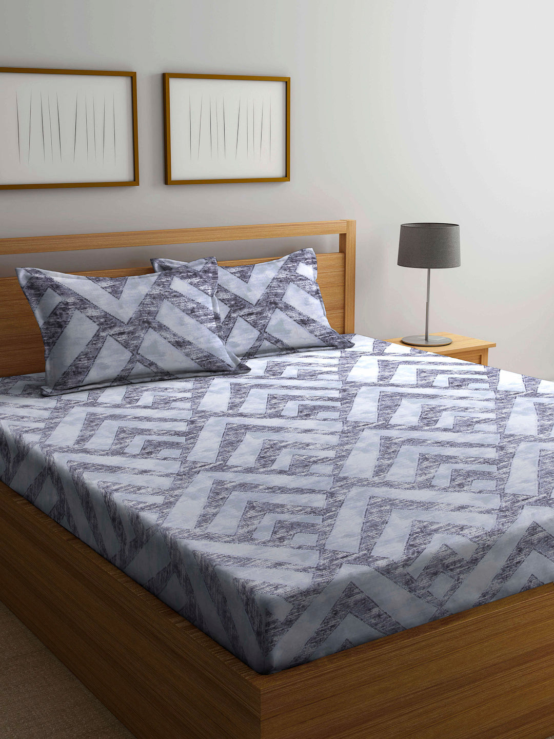 Arrabi Grey Graphic TC Cotton Blend Double King Size Bedsheet with 2 Pillow Covers (270 x 260 cm)
